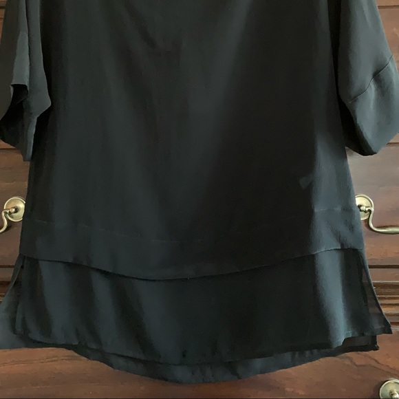 BANANA REPUBLIC PETITE BLACK SILK BLOUSE - Picture 2 of 8